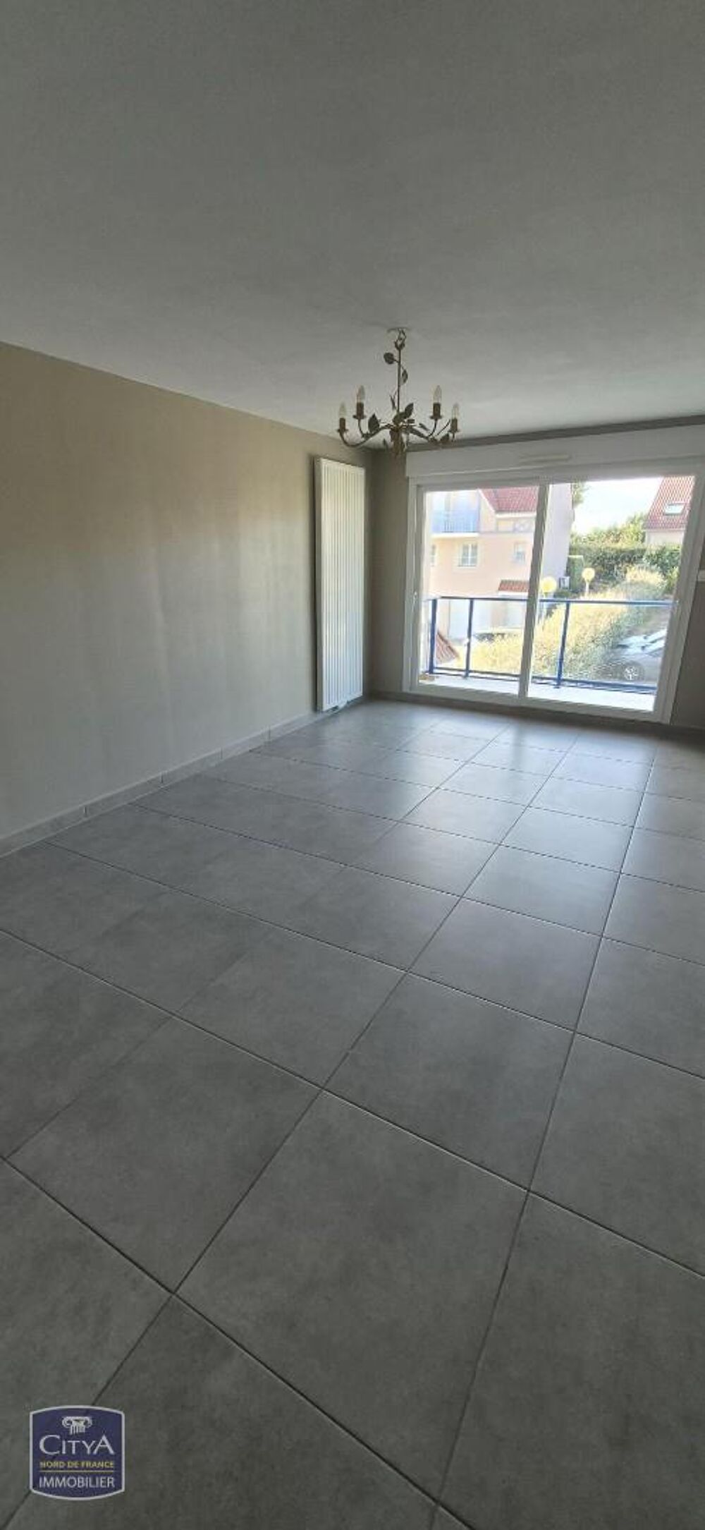 APPARTEMENT 2 CHAMBRES AVEC BALCON SUD, CAVE & PARKING