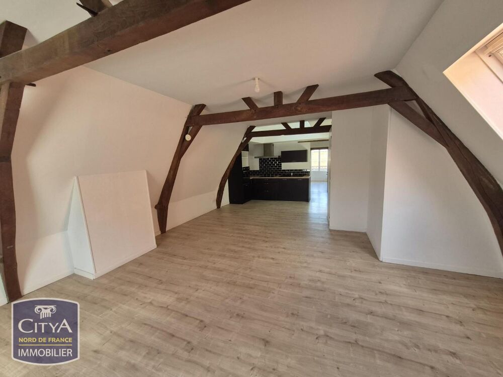 Appartement STYLE LOFT comprenant : cuisine équipée ouve....