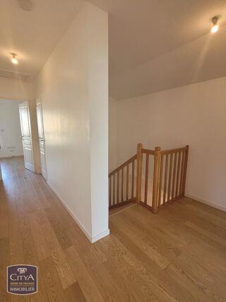  Maison à louer 4 pièces 110 m²