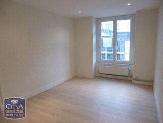  Appartement à louer 2 pièces 45 m²