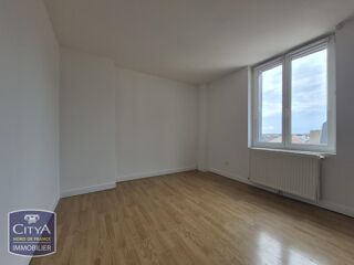  Appartement à louer 2 pièces 65 m²