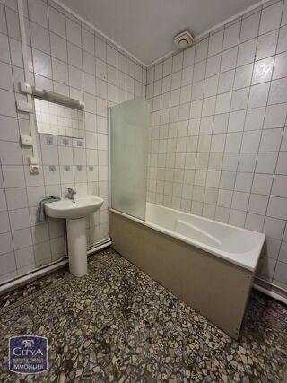  Maison à louer 5 pièces 115 m²