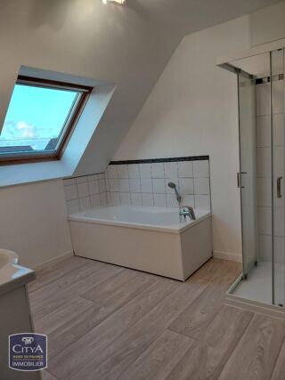  Maison à louer 4 pièces 85 m²
