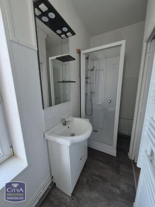 Appartement à louer 3 pièces 57 m²