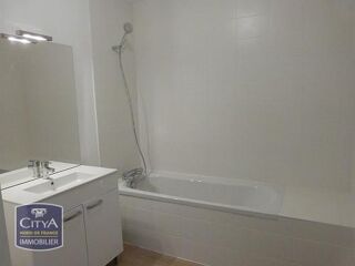  Appartement � louer 1 m� Lille