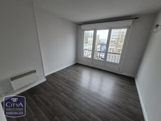  Appartement à louer 3 pièces 74 m²