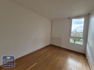  Appartement à louer 3 pièces 65 m²