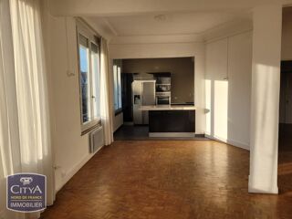  Appartement à louer 5 pièces 115 m² Valenciennes