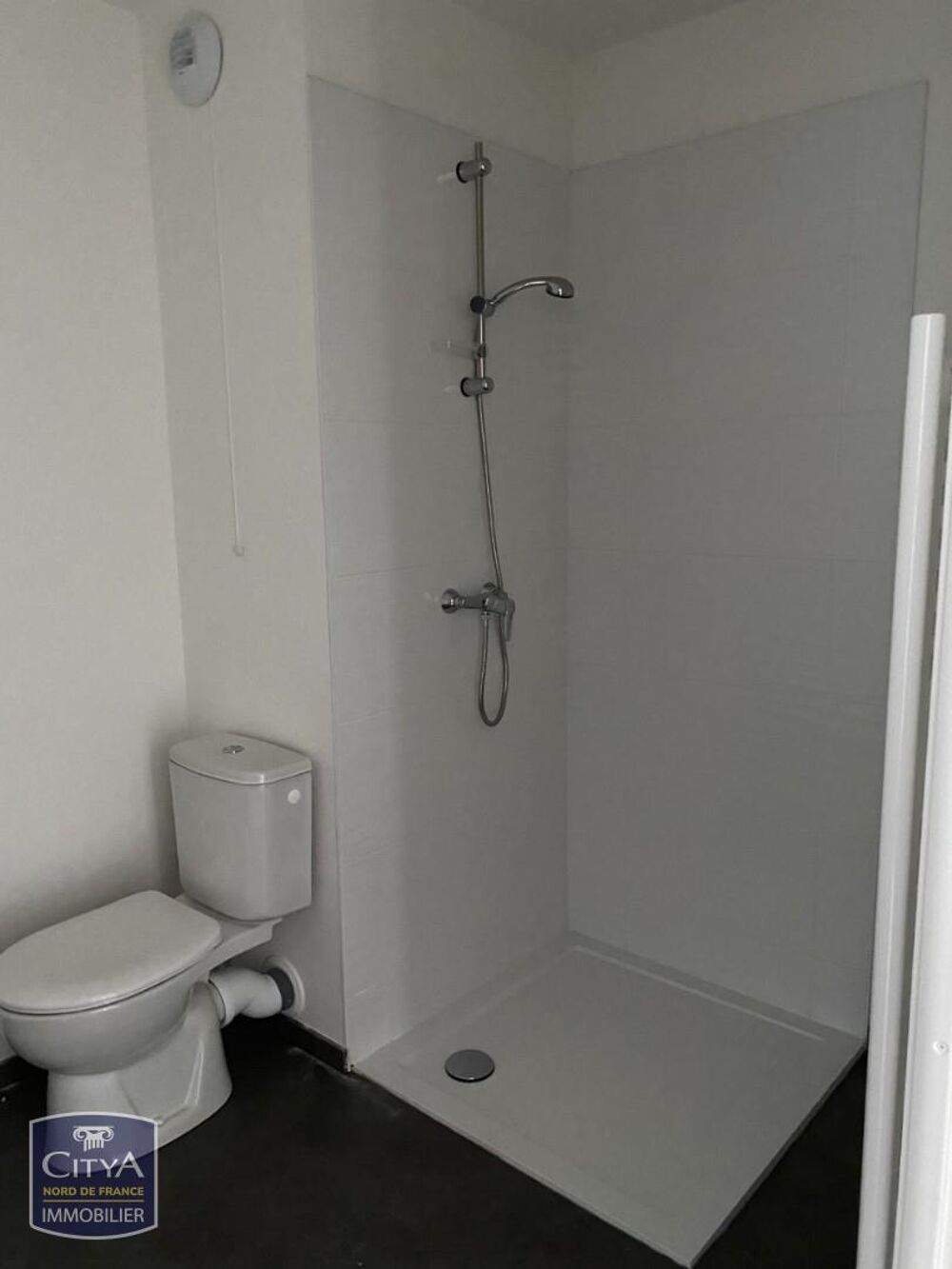location Appartement - 3 pièce(s) - 57 m² Lille (59000)