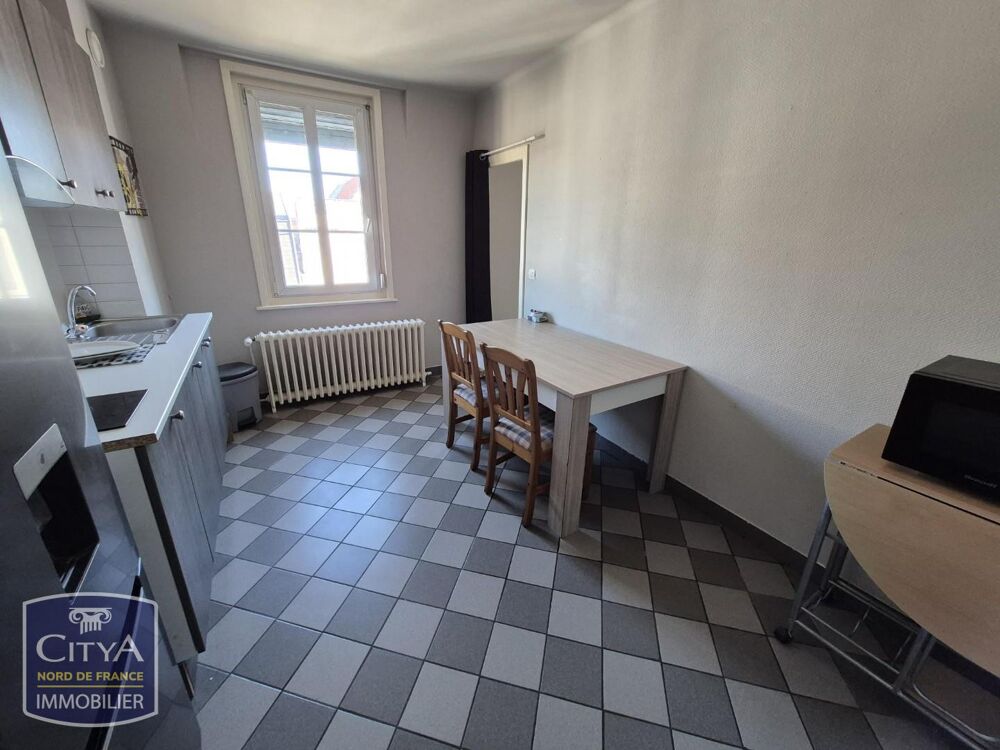 STUDIO MEUBLE TOUTES CHARGES COMPRISES