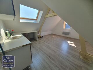  Appartement à louer 3 pièces 28 m²