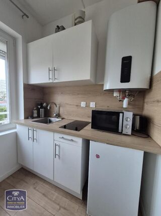  Appartement à louer 2 pièces 31 m²