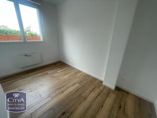  Appartement à louer 4 pièces 98 m²