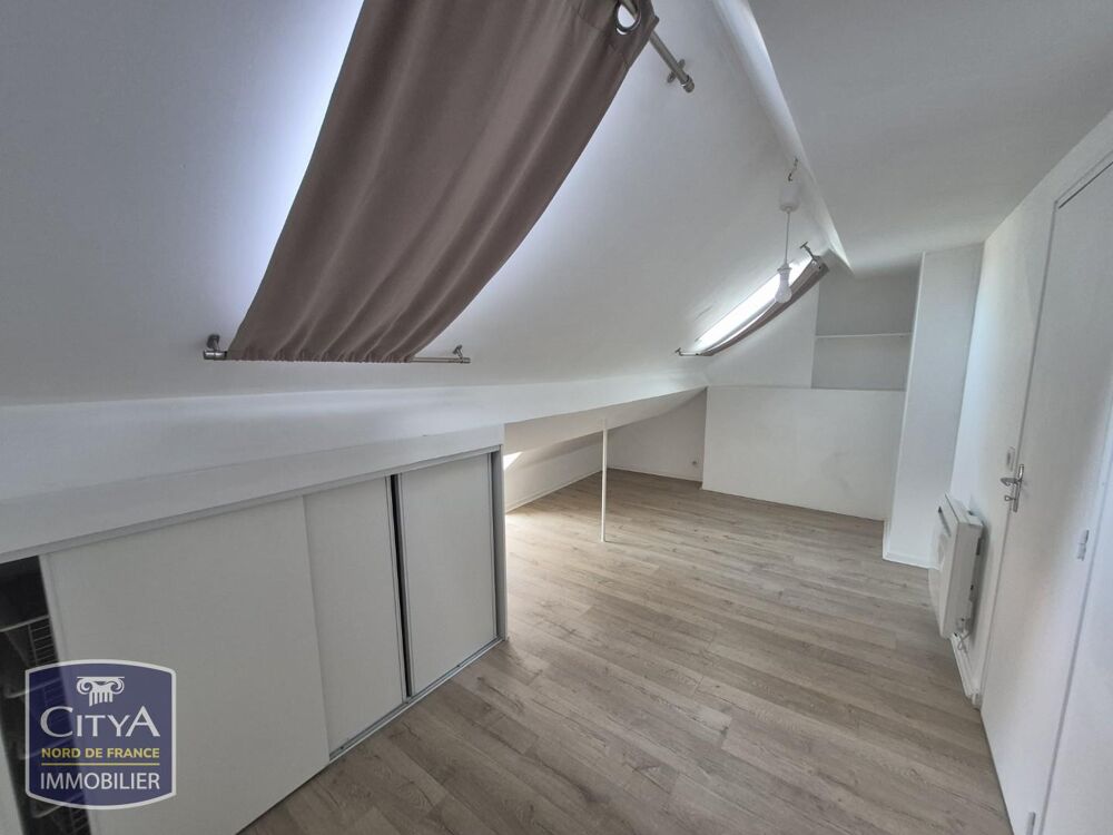 Vieux-Lille, rue Esquermoise, cet appartement type 2 sit....