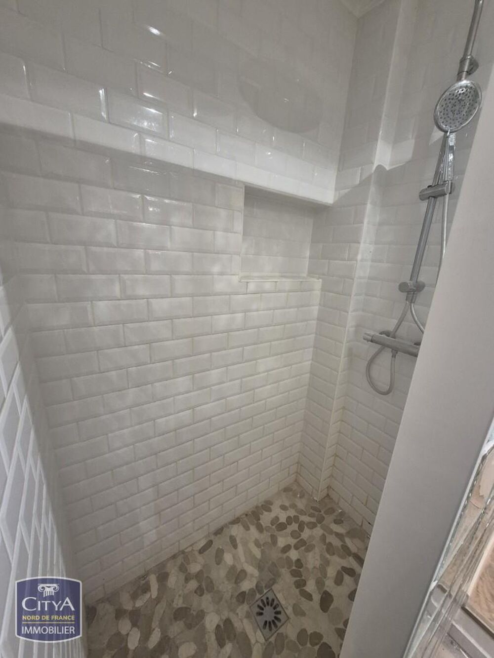Location Appartement Studio centre ville de Saint-Omer ! Saint-omer