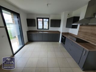  Maison à louer 6 pièces 180 m²