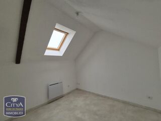  Appartement à louer 8 pièces 56 m²