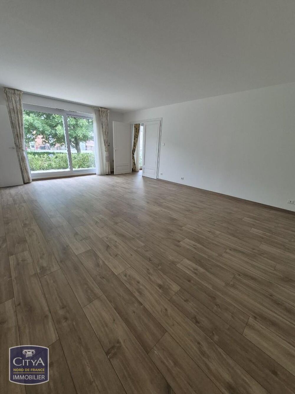 Dans une très belle résidence sécurisée Très bel appartement de type 3 de 98 m²