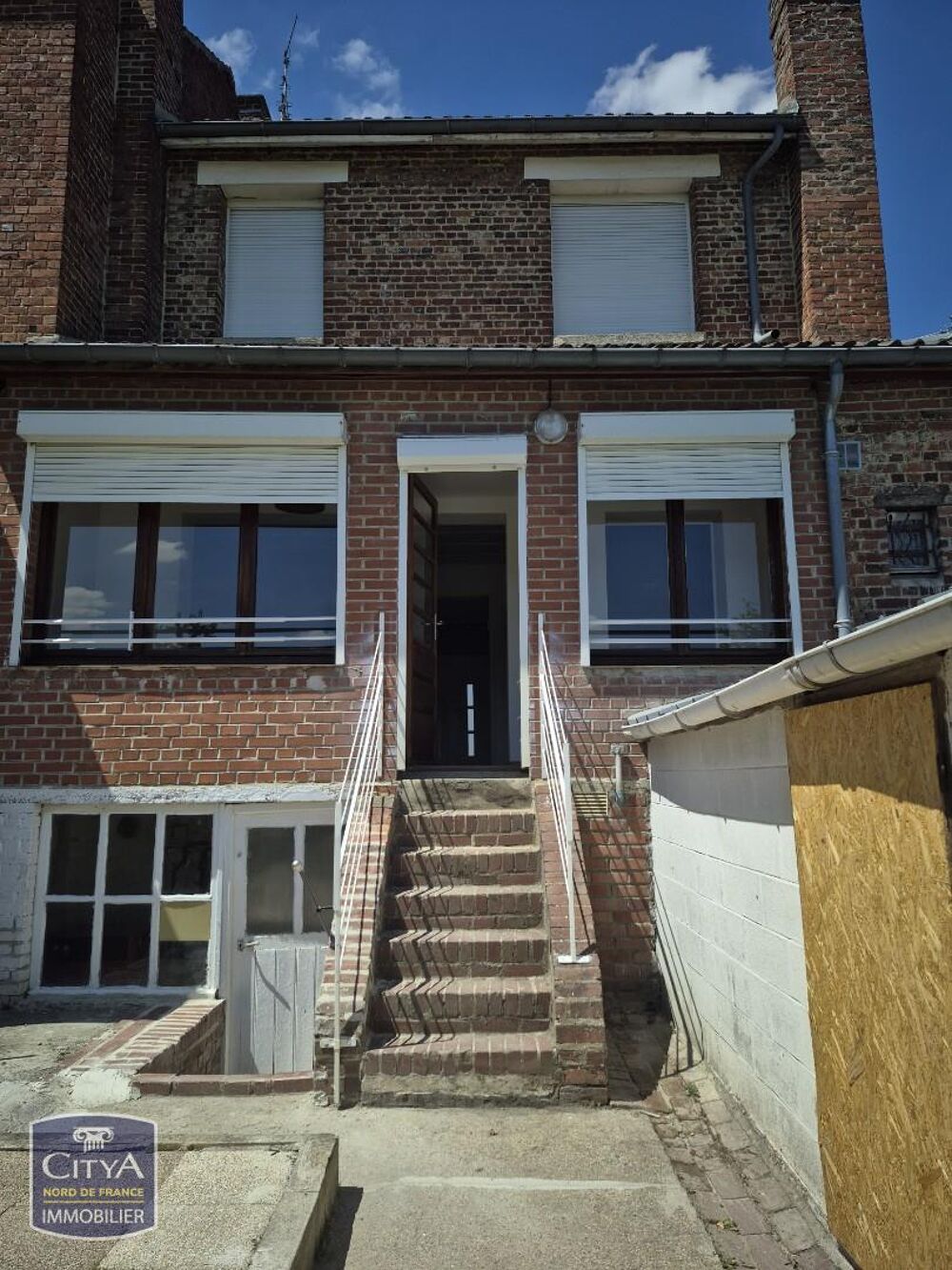 Location Maison Lens, proche des axes autoroutiers, à louer maison de ville T4 Lens