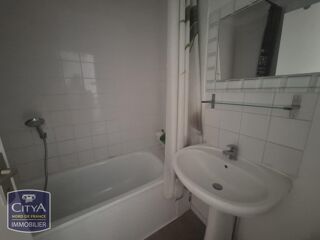  Appartement à louer 2 pièces 28 m²