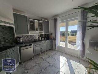  Maison à louer 5 pièces 147 m²