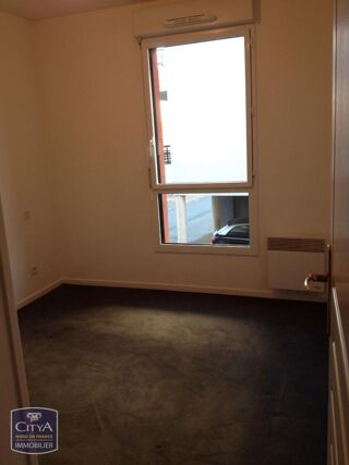  Appartement à louer 2 pièces 40 m² Saint-omer