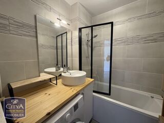  Appartement à louer 2 pièces 52 m²