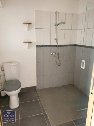  Appartement à louer 3 pièces 73 m²