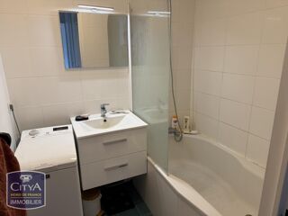  Appartement à louer 4 pièces 98 m²
