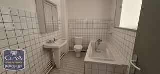  Appartement à louer 2 pièces 38 m² Valenciennes