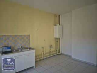  Appartement à louer 2 pièces 88 m²