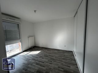  Appartement à louer 3 pièces 64 m²