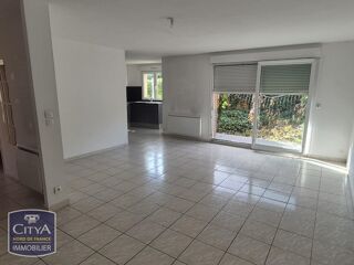  Appartement à louer 3 pièces 73 m²