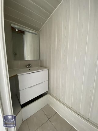  Appartement à louer 4 pièces 53 m²