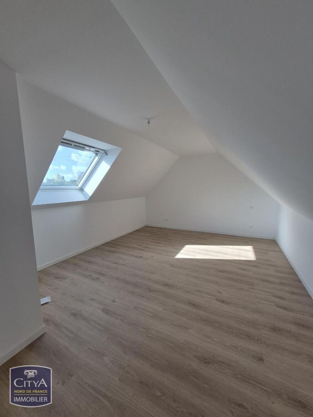 Location Maison Magnifique maison de 111 m2 entièrement rénovée Nœux-les-mines