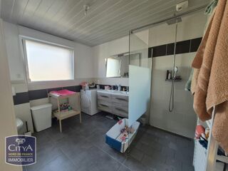  Maison à louer 4 pièces 109 m²