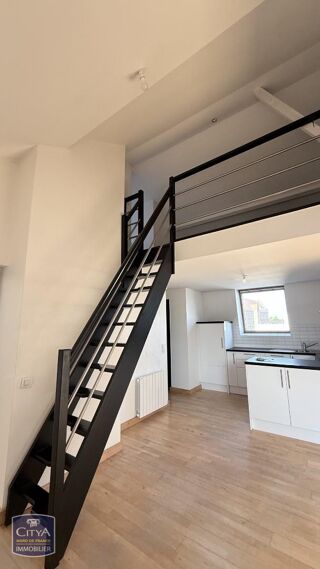  Appartement à louer 2 pièces 55 m²