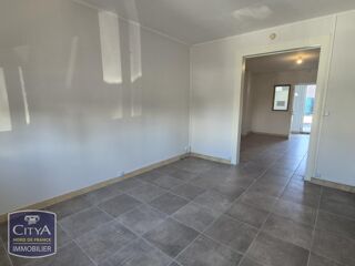  Appartement à louer 3 pièces 76 m²