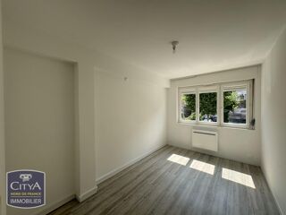  Appartement à louer 3 pièces 57 m²