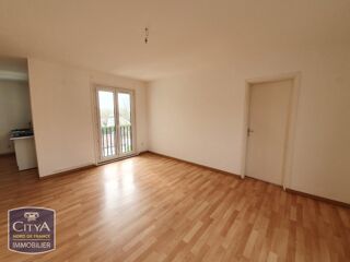  Appartement à louer 4 pièces 80 m²