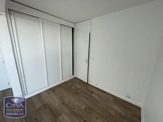  Appartement à louer 1 pièce 43 m²