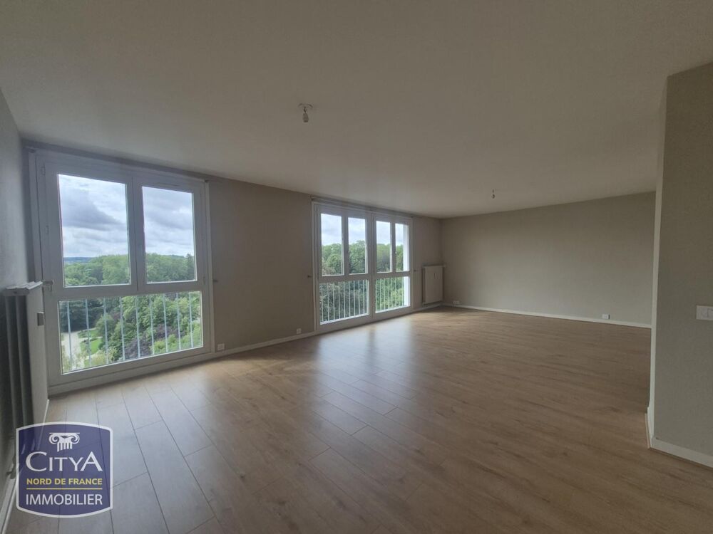 Appartement au 8e étage avec vue exceptionnelle sur le Jardin Public