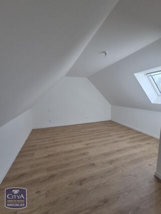  Maison à louer 4 pièces 111 m²