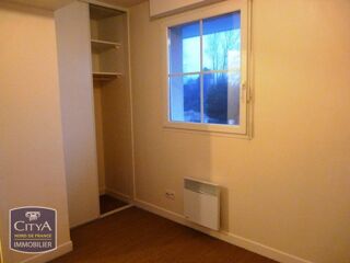  Appartement à louer 2 pièces 33 m²