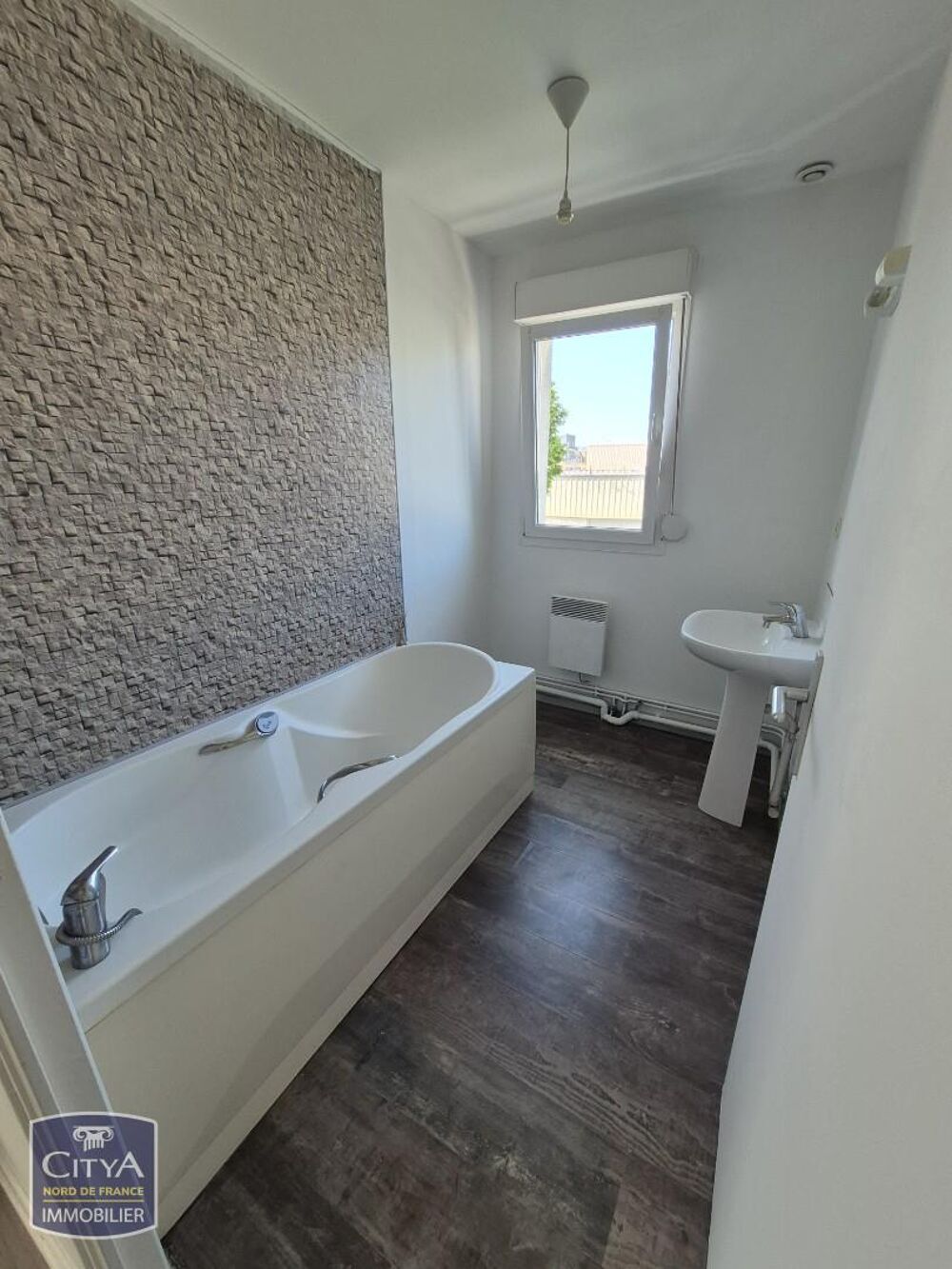 location Appartement - 4 pièce(s) - 51 m² Calais (62100)
