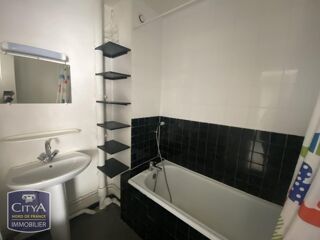  Appartement à louer 1 pièce 32 m²