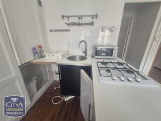  Appartement à louer 2 pièces 33 m² Lille