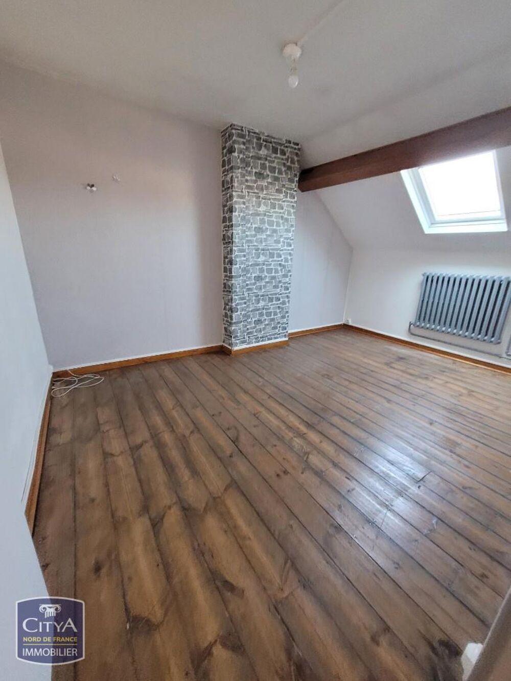 Maison avec 3 chambres et une cour