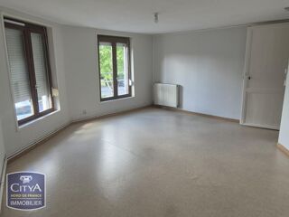  Appartement à louer 3 pièces 76 m²