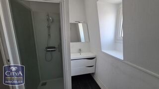  Appartement à louer 1 pièce 32 m²